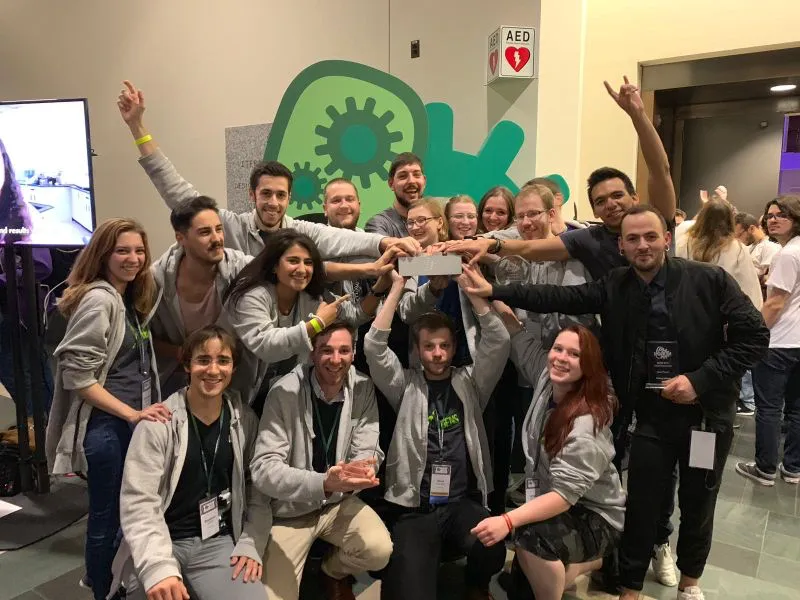 Studierende der Philipps-Universität Marburg haben den internationalen iGEM-Wettbewerb in Boston gewonnen. (Foto: iGEM Team Marburg 2018)